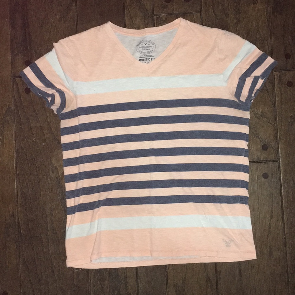 American Eagle athletic fit V-neck